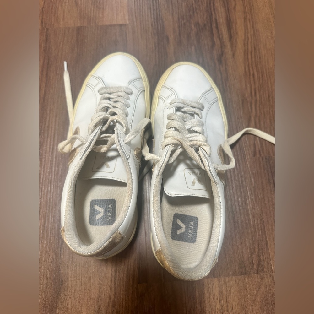 Veja Women's Cream and Gold Sneakers - Picture 10 of 11